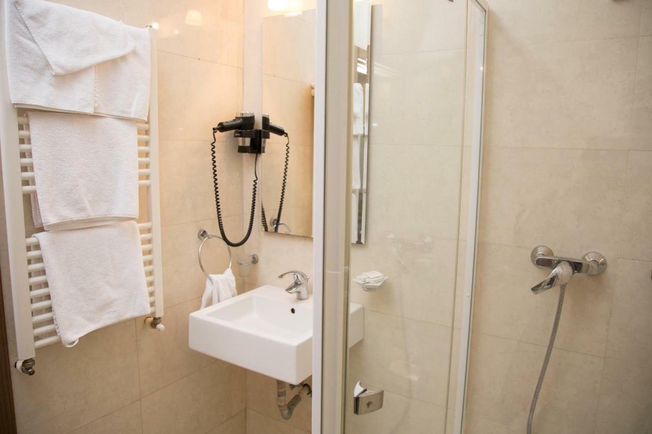 Family Executive Room Pool Access